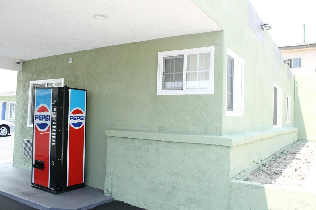 Town House Motel Lynwood Exteriér fotografie