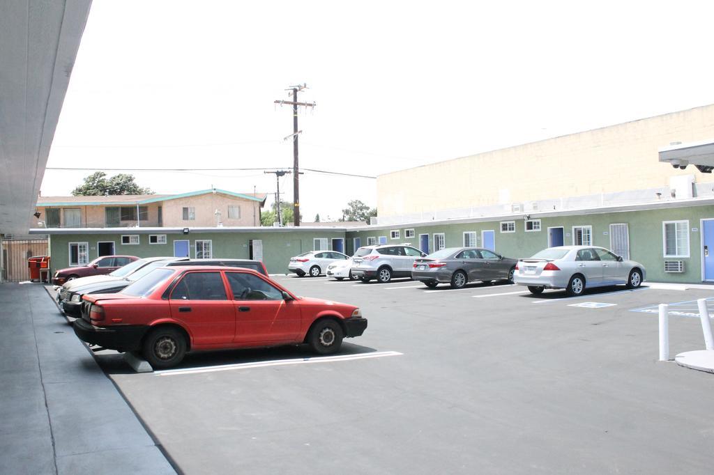 Town House Motel Lynwood Exteriér fotografie