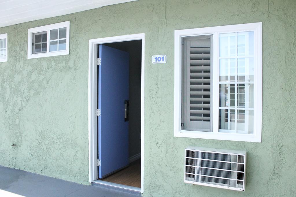Town House Motel Lynwood Exteriér fotografie