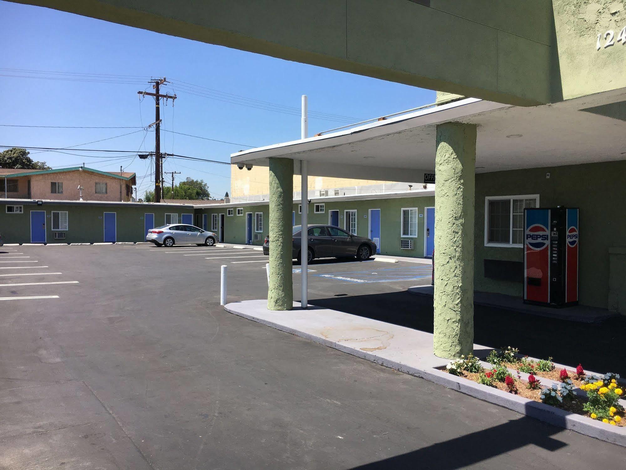 Town House Motel Lynwood Exteriér fotografie